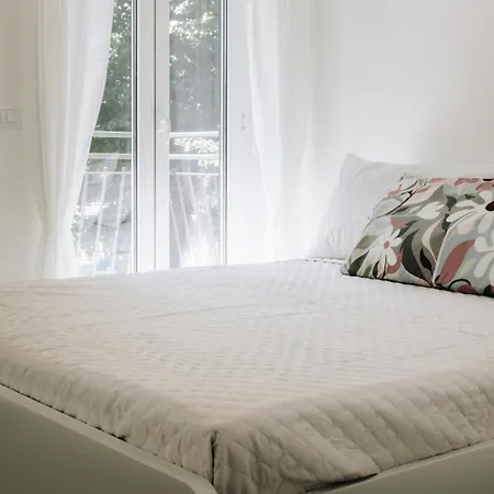 아파트 Dervihome 데르비오